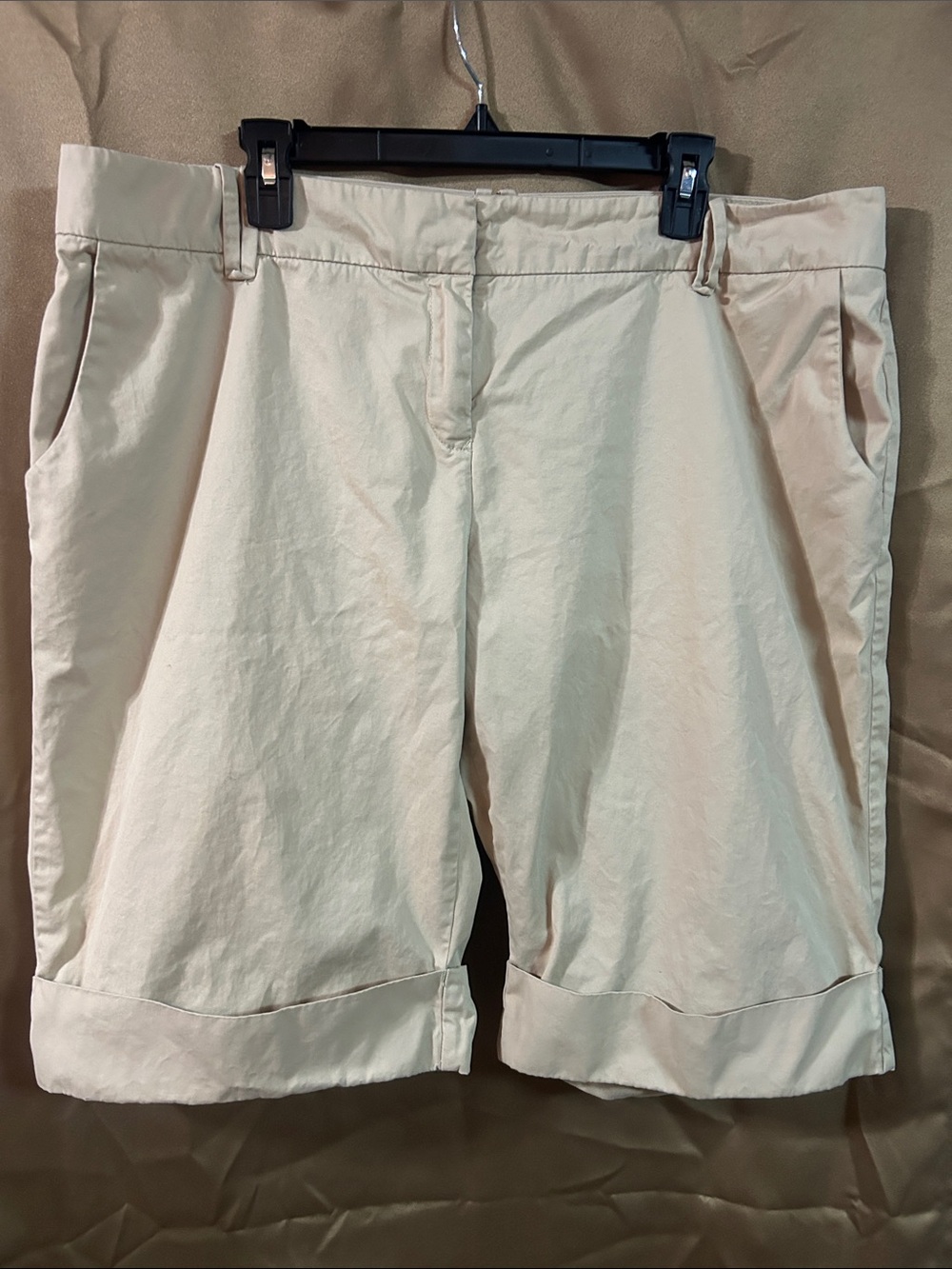 Tommy Hilfiger Cream Women's Bermuda Shorts